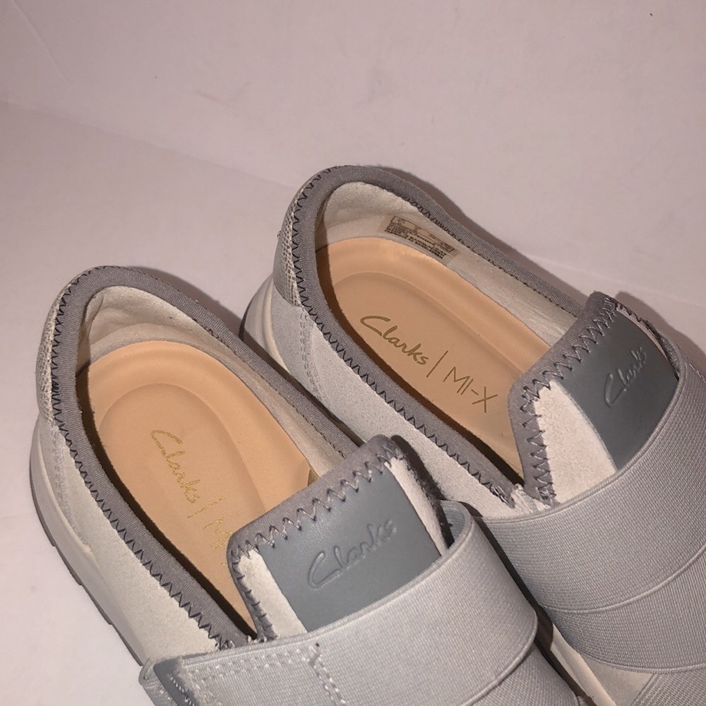 Clarks Women’s Leather Dash Lite Strap Sneakers - Picture 4 of 9